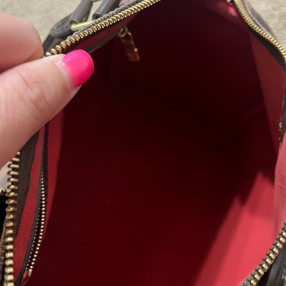 Speedy 30 Damier Ebene. Very clean and hardy used. Comes with lock and key. - Picture 3 of 10